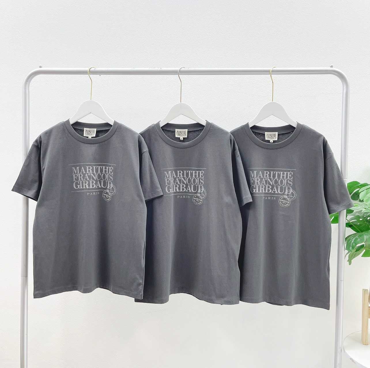 Marithe Classic logo Stamp Tee (Charcoal)