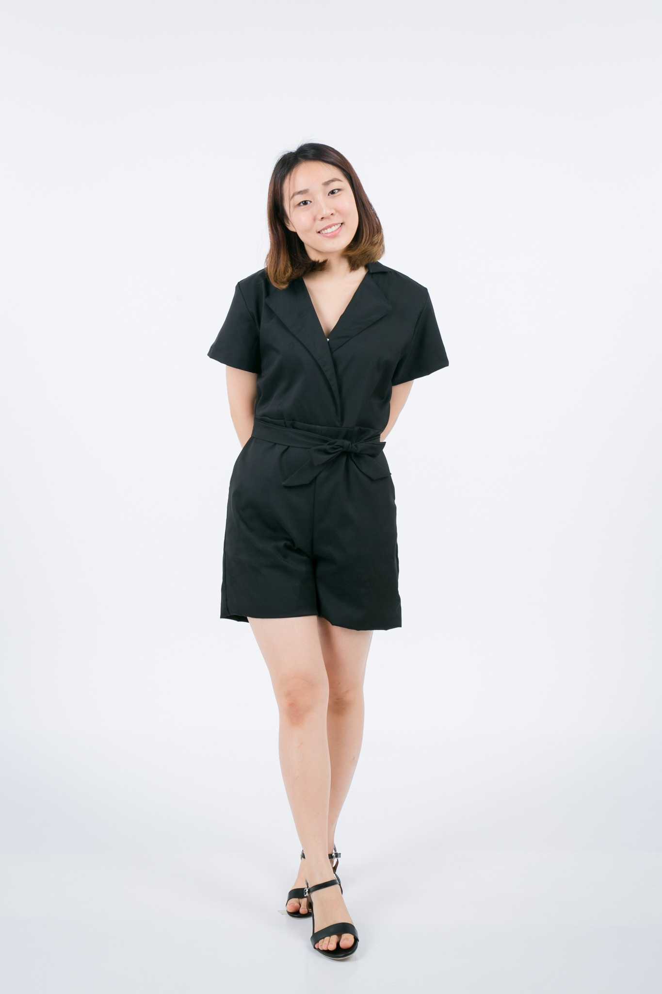 จัมสูทให้ Black tailor jumpsuit (รอตัด10 วัน)