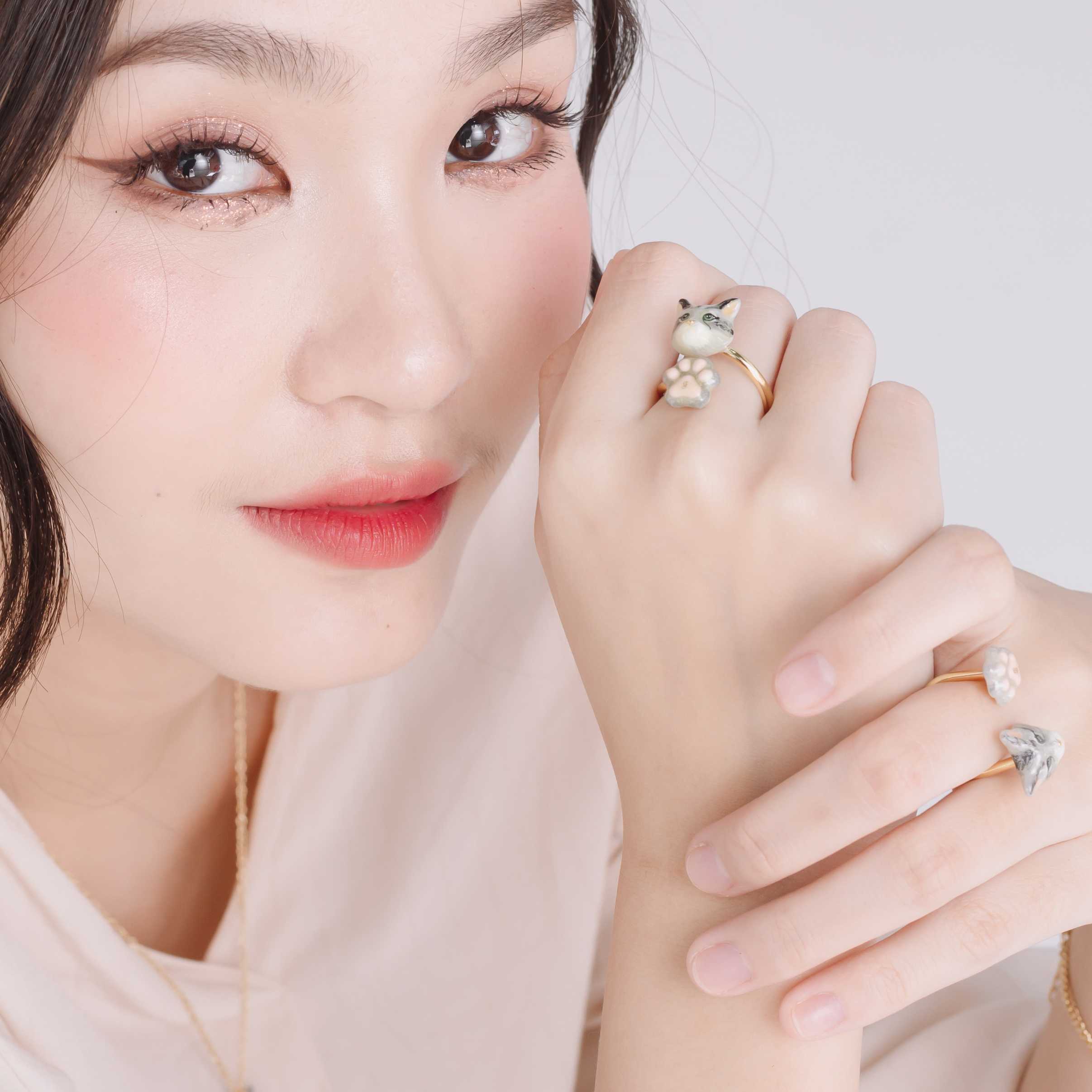 Cool cat : The Gray Forest Cat  Ring