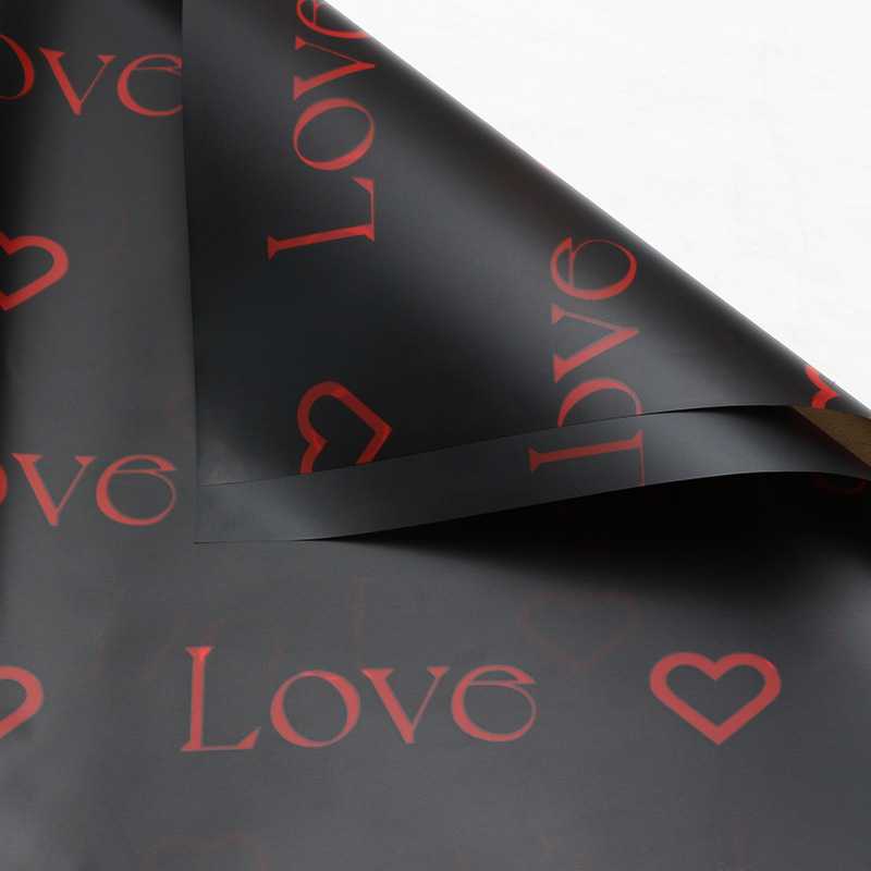BLOVE03 กระดาษห่อดอกไม้ ลาย love สีดำ