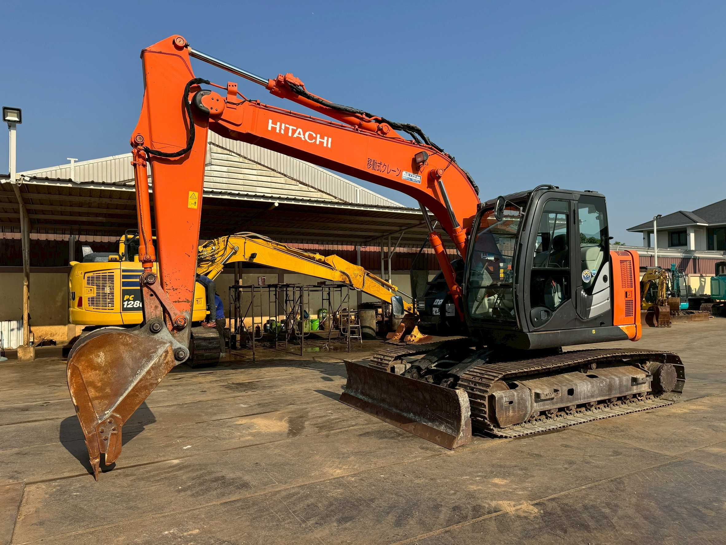 เข้าใหม่ - ZX135US-5B   ใบผาน ปี 2015