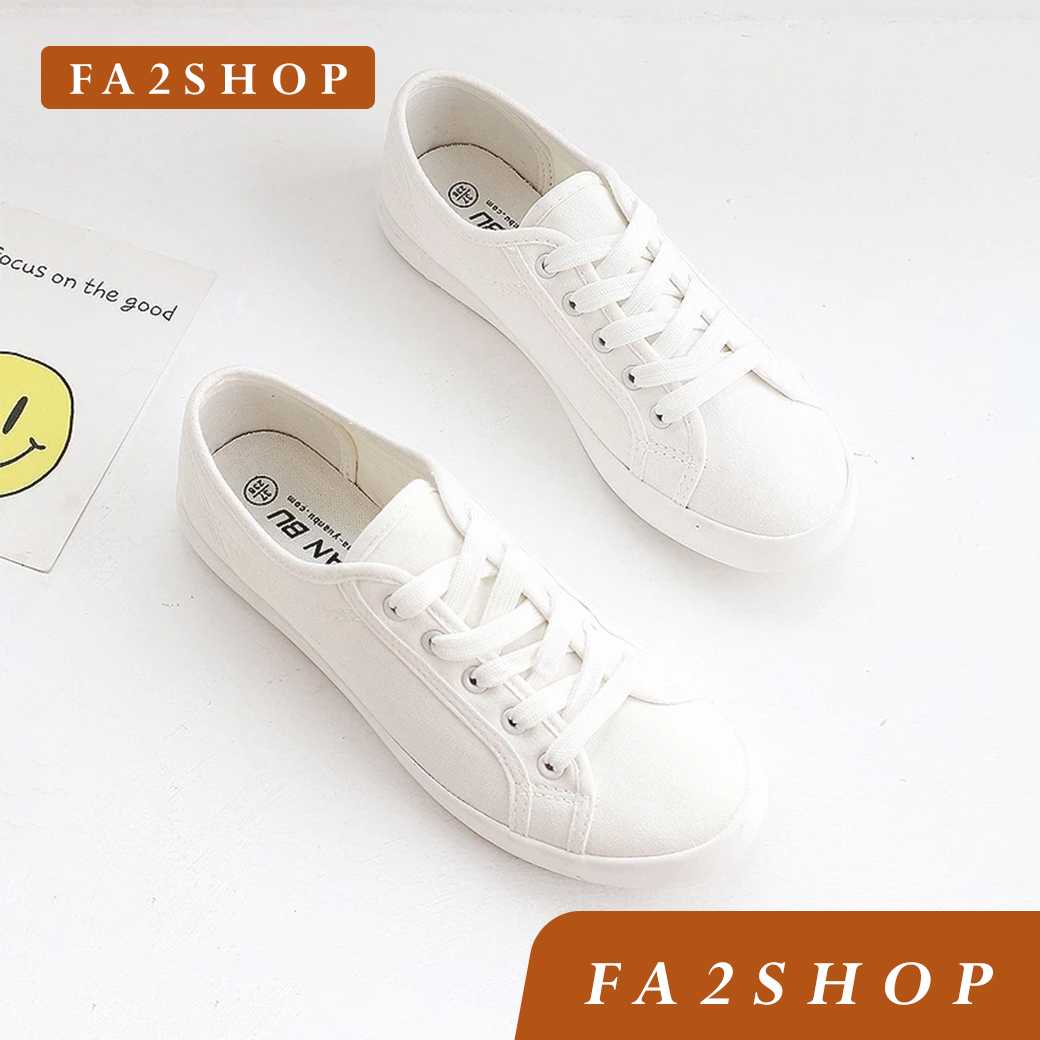 รหัส FQ169 รองเท้าผ้าใบสีขาวล้วน