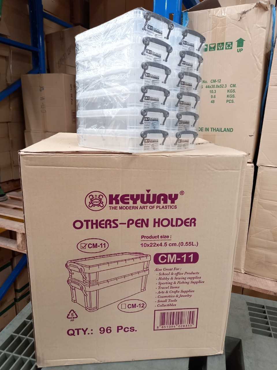 กล่องหูล็อคทรงเตี้ย  CM-11 ใส  บรรจุ 96 ชิ้น / ลัง
