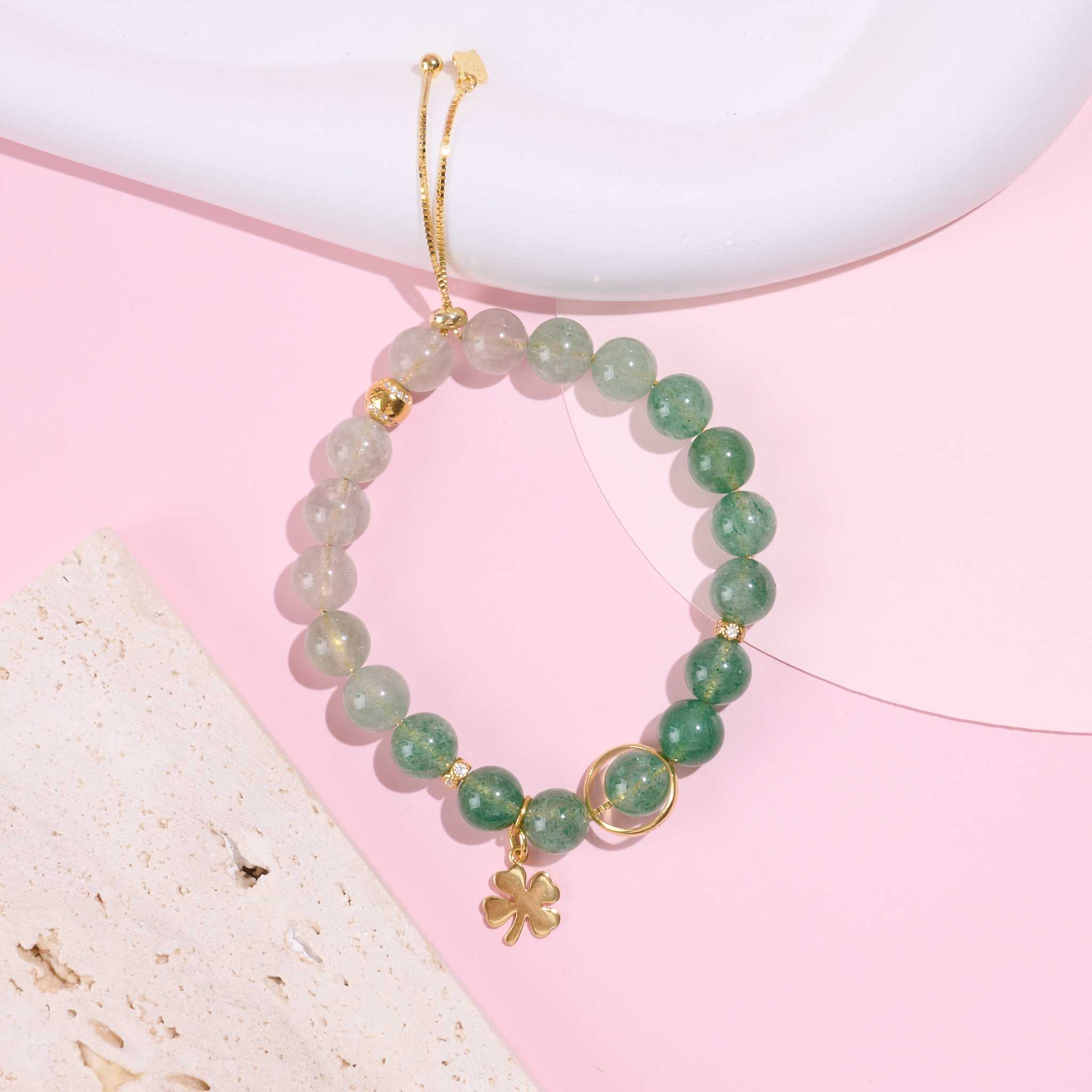 กำไลหินช่วยทำให้ใจเบา เยียวยาหัวใจ Green strawberry quartz 💚