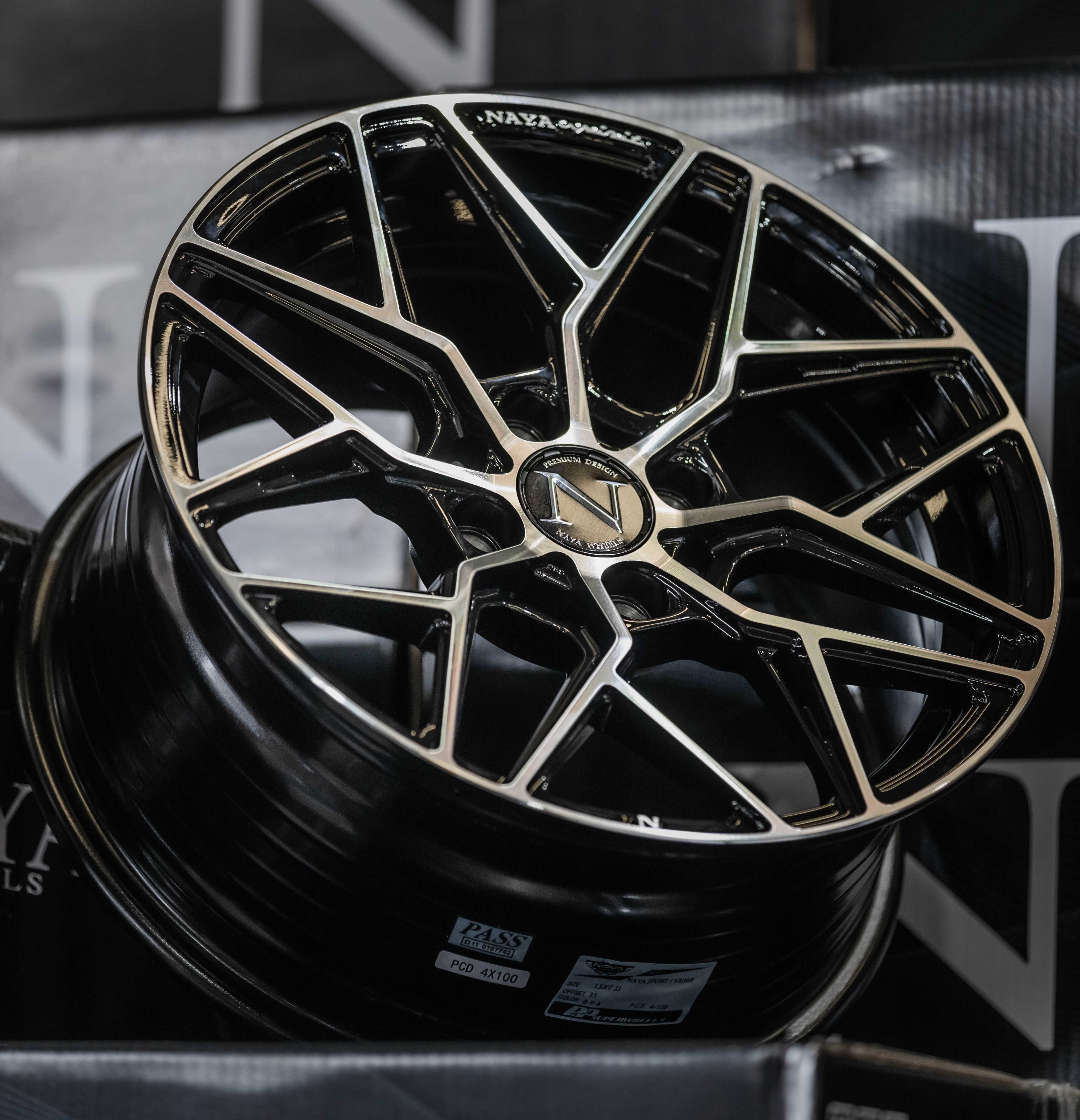 แม็กซ์ NAYA SPORT(YA069) 15X7.0 4X100 ET35 CB.67.1 B-P-X  (สีหน้าเงาร่องดำCNCตัวหนังสือ)
