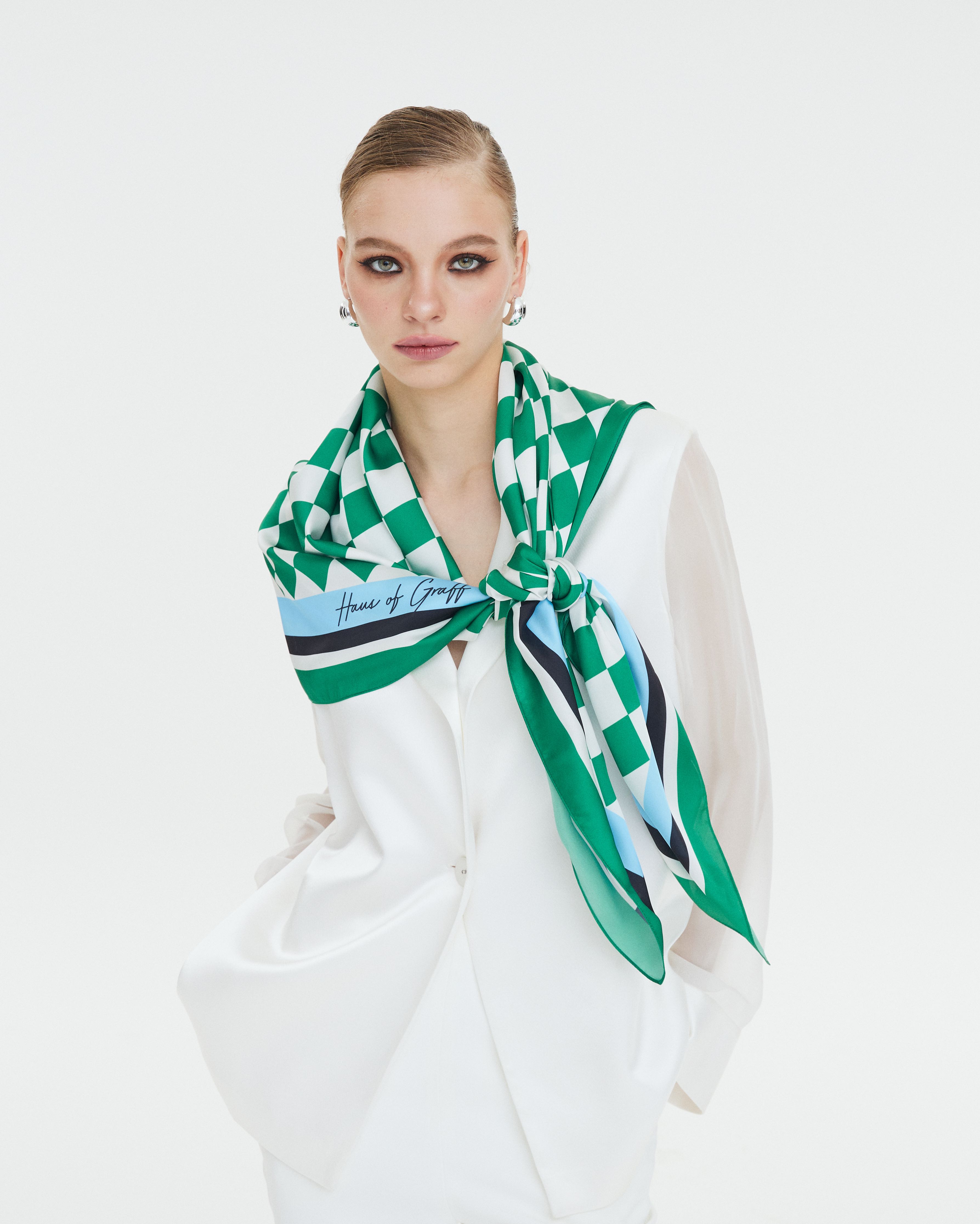ALONICA PRINT SCARF (GREEN)