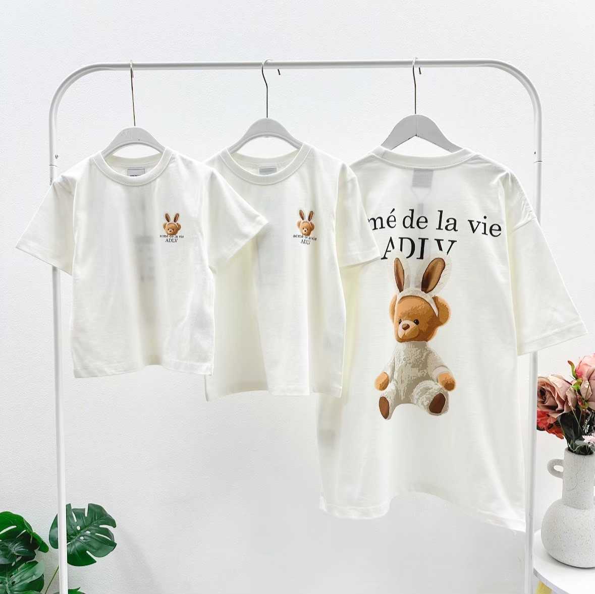 พร้อมส่ง  ADLV Rabbit Bear T-Shirt ( Ivory )