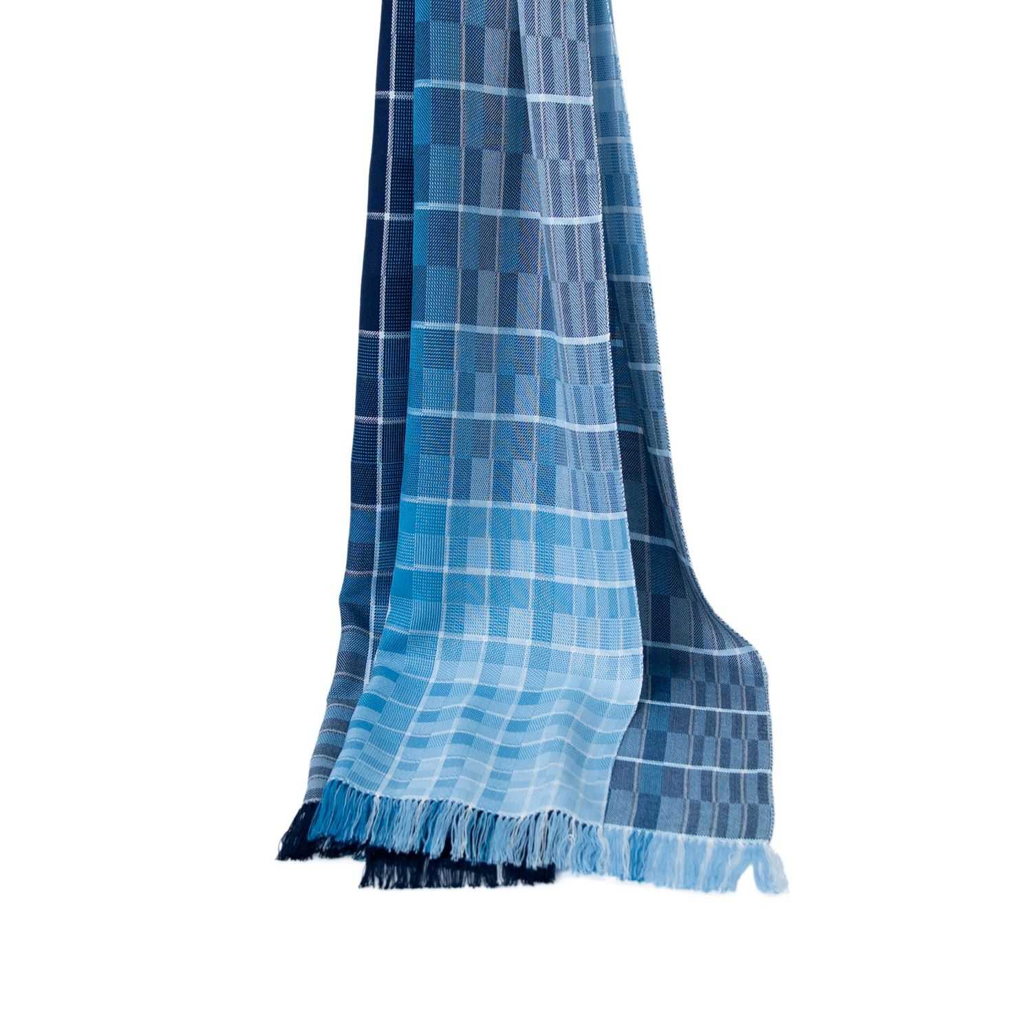 ผ้าพันคอ AW24 Optik Blue