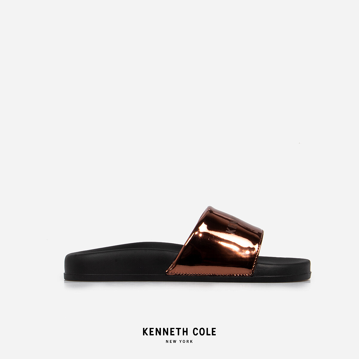 KENNETH COLE รองเท้าแตะผู้หญิง รุ่น METALLIC SLIDE COPPER สีน้ำตาลอ่อน ( SAN - RS91025MS-221 )