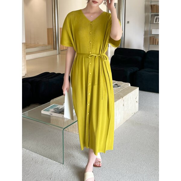 2MUAY รุ่น GJO1804 เดรสอัดพลีทคุณภาพ V NECK DOUBLE LAYER PLEATED DRESS 10 สี FREE SIZE