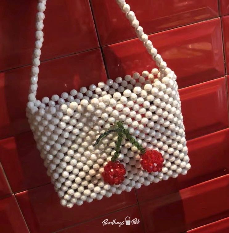 Cherry poppy beadsbag