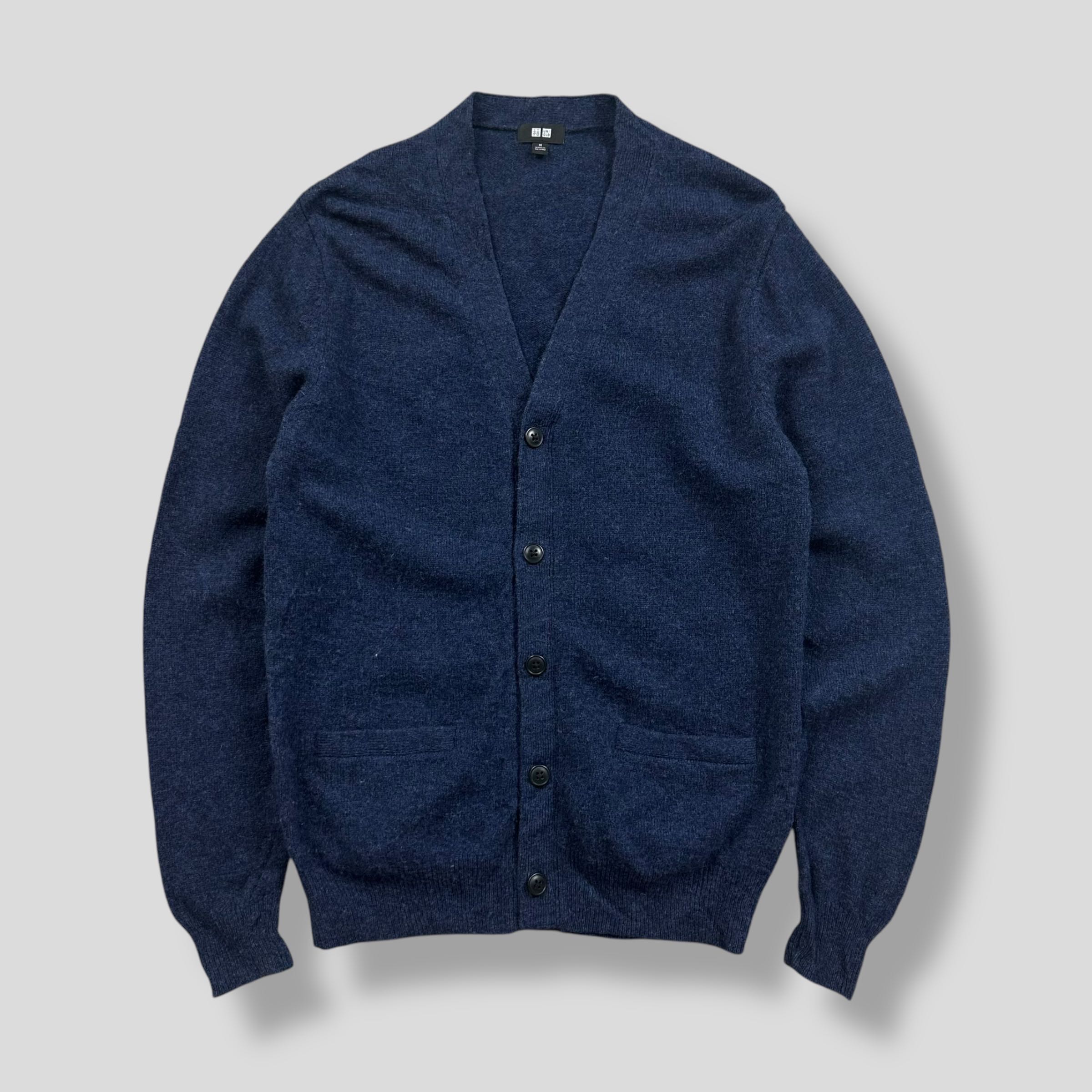 UNIQLO PREMIUM LAMBS WOOL CARDIGAN 