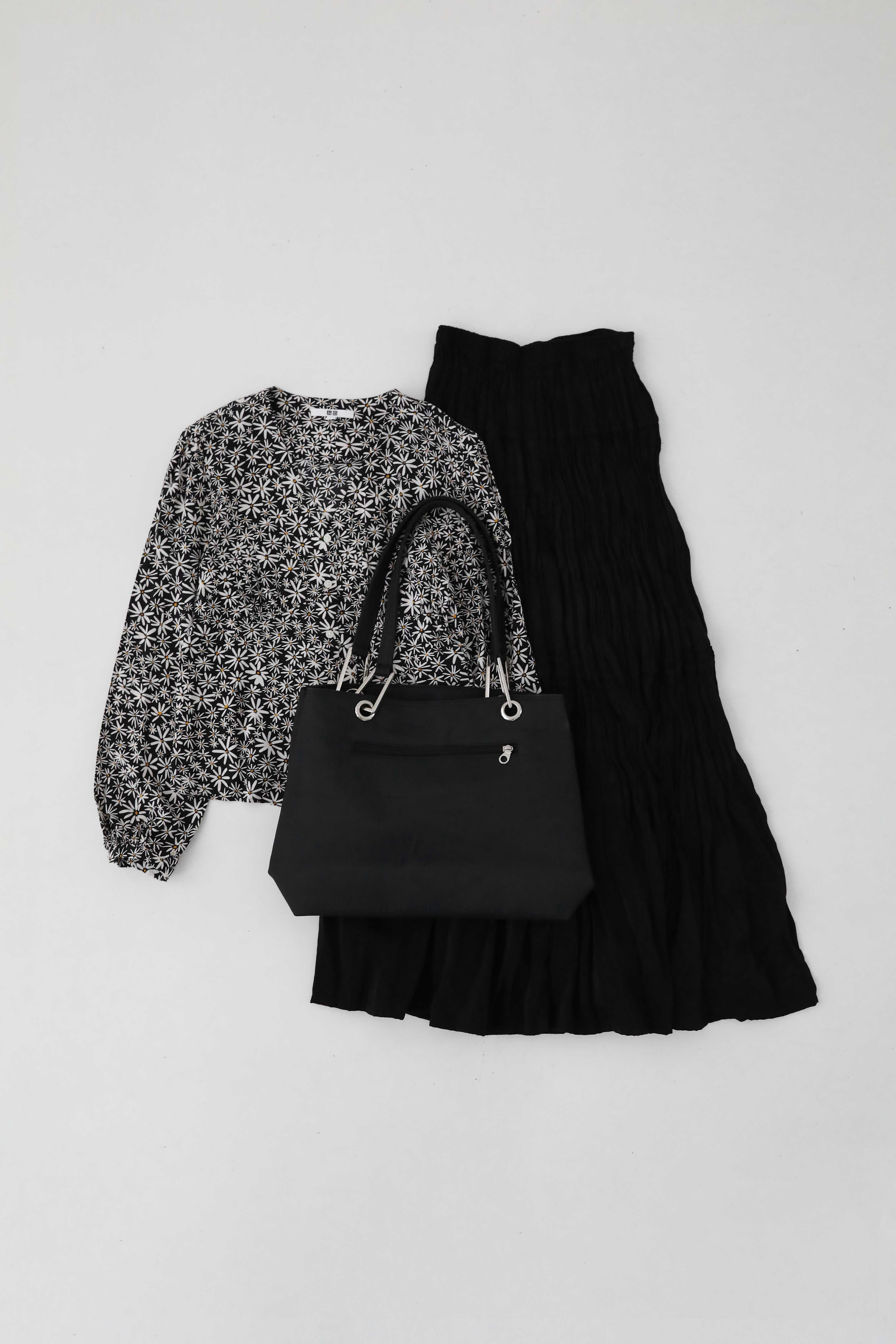 [เสื้อ] UNIQLO (M~L)