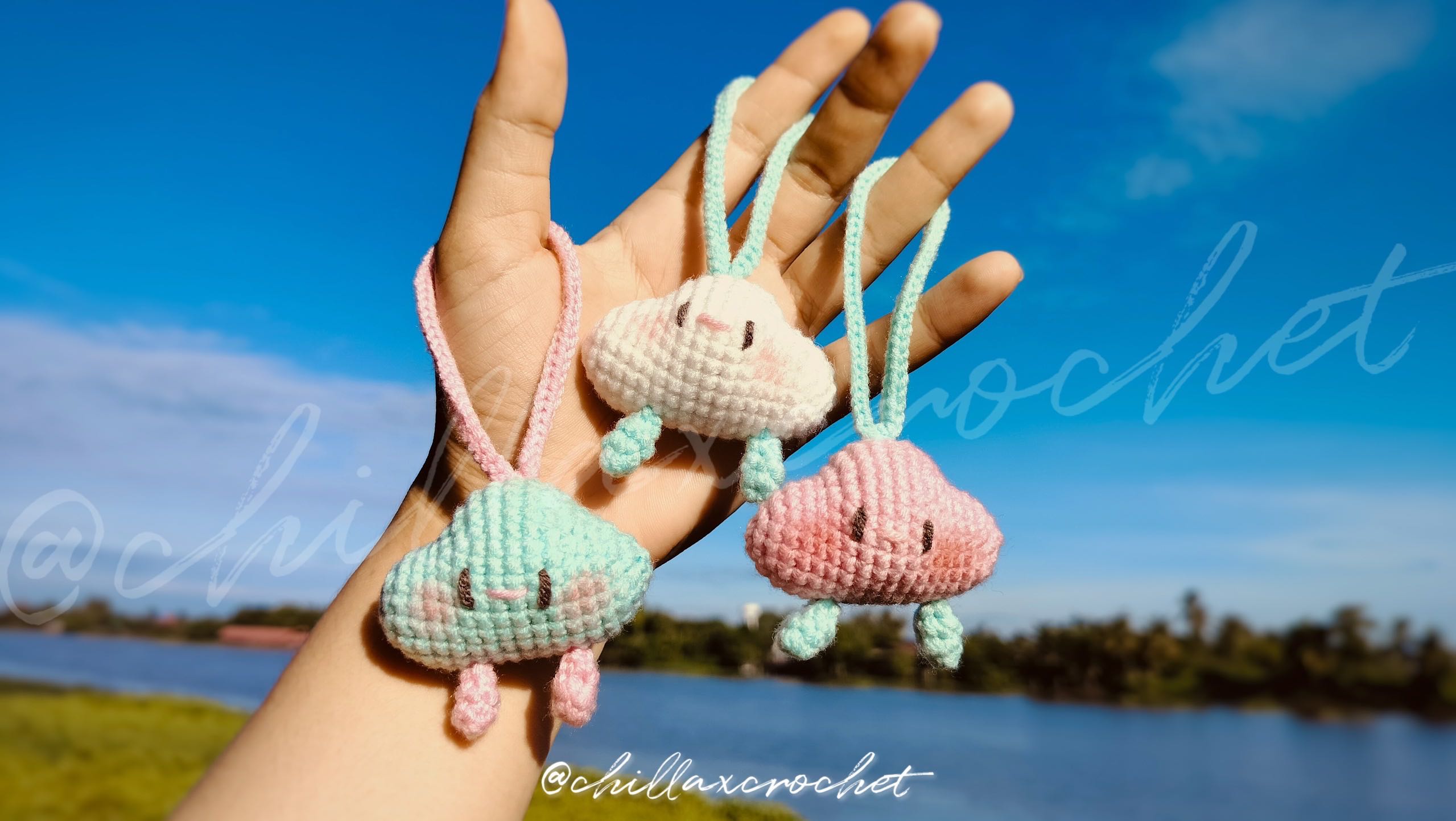 [Handmade] พวงกุญแจถักไหมพรม พวงกุญแจห้อยกระเป๋าน้องเมฆฝน keychain/bag charm
