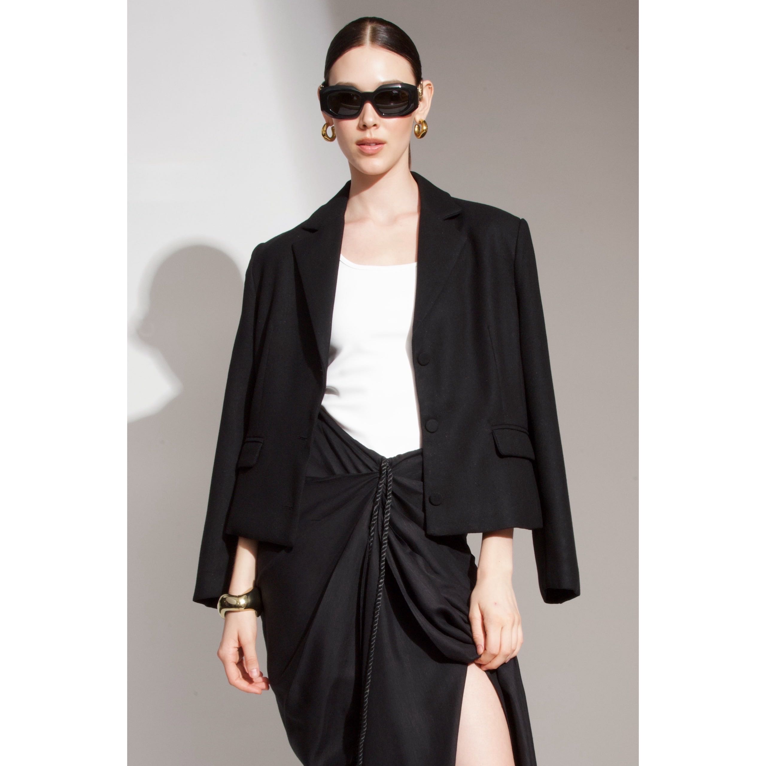 BLACK BLAZER