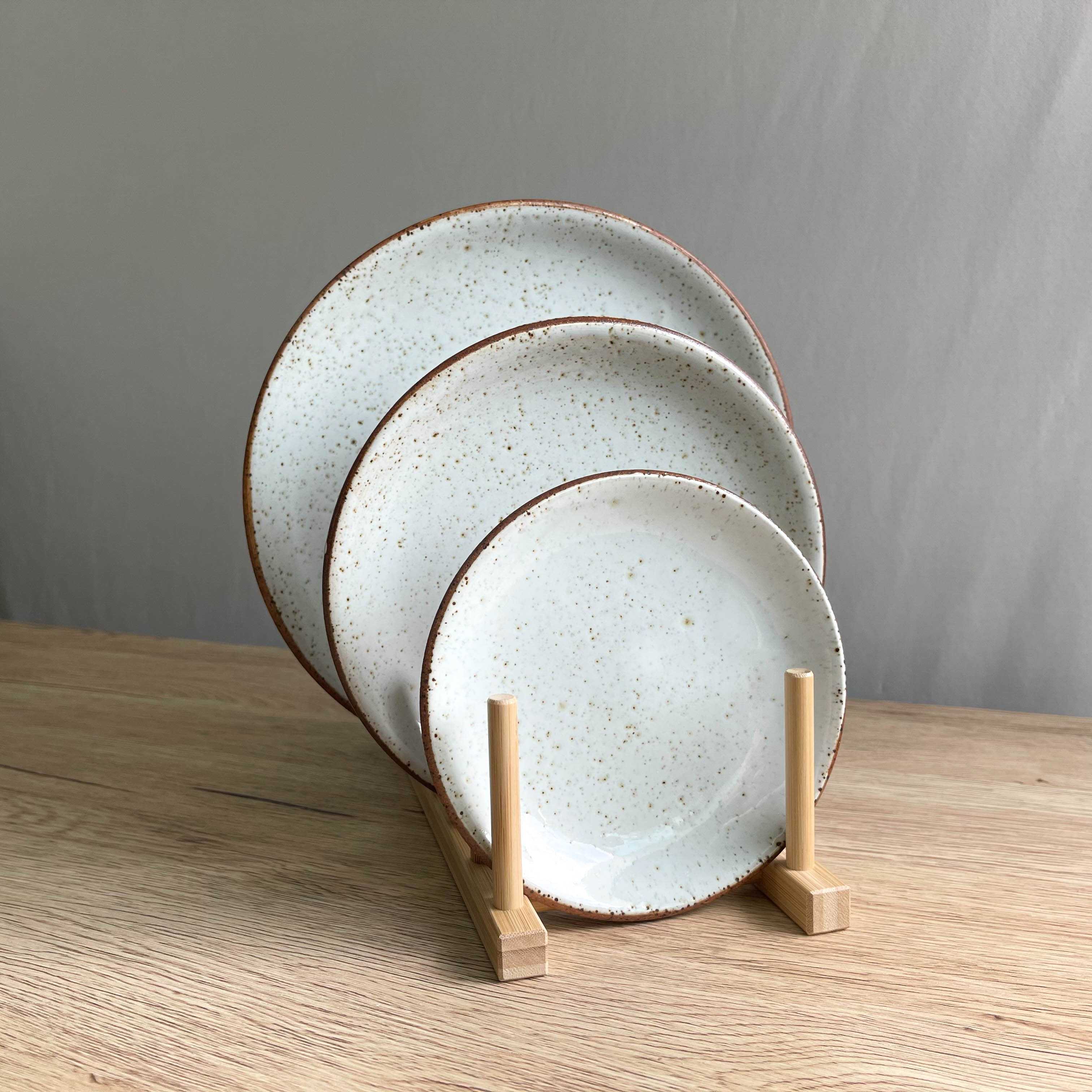 Celadon plate | จานศิลาดล จานเซรามิค สไตล์มินิมอล จานสเต็ก จานข้าว จานเค้ก เข้าไมโครเวฟ