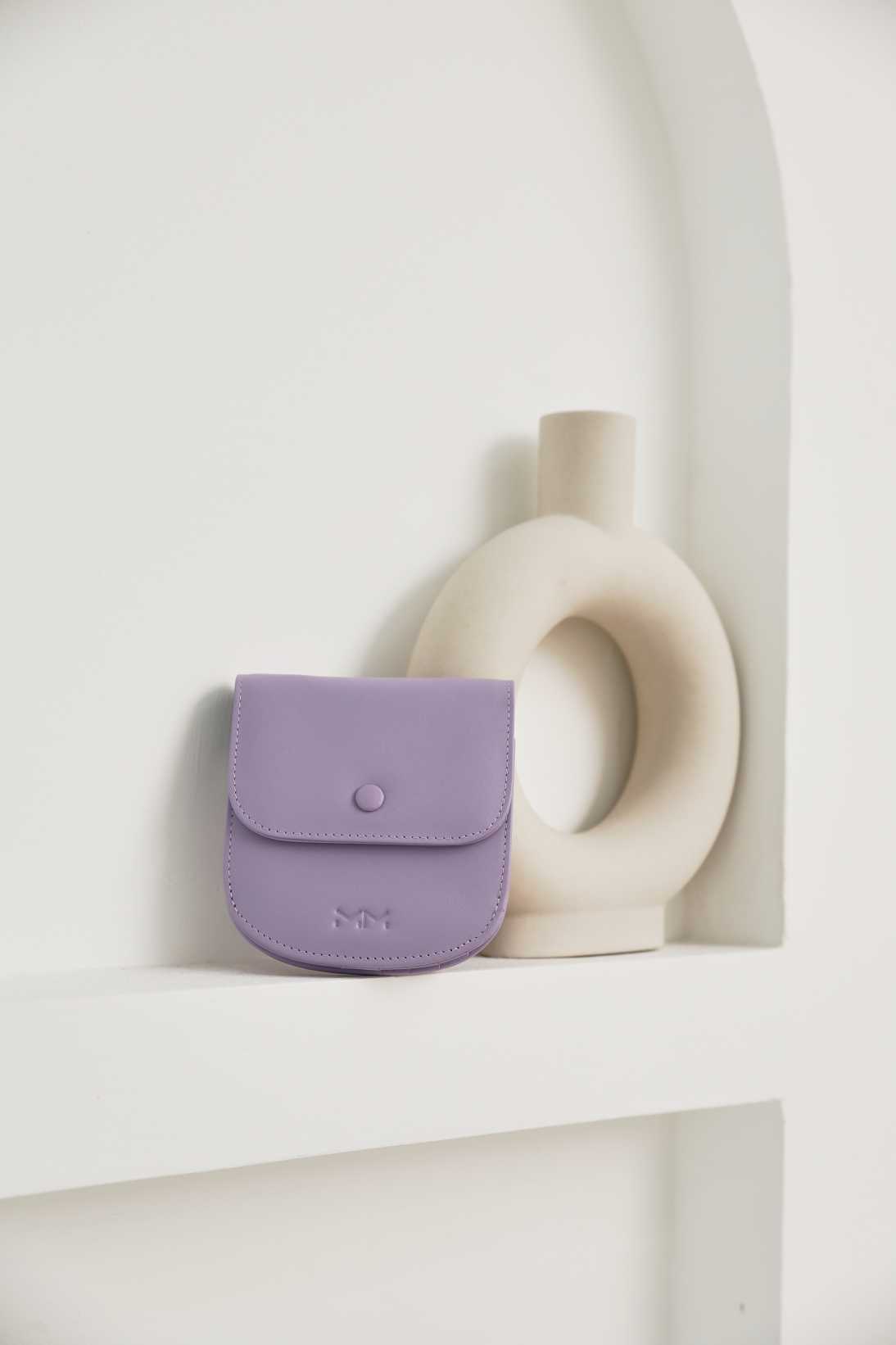 lisa. - wallet on strap - lavender