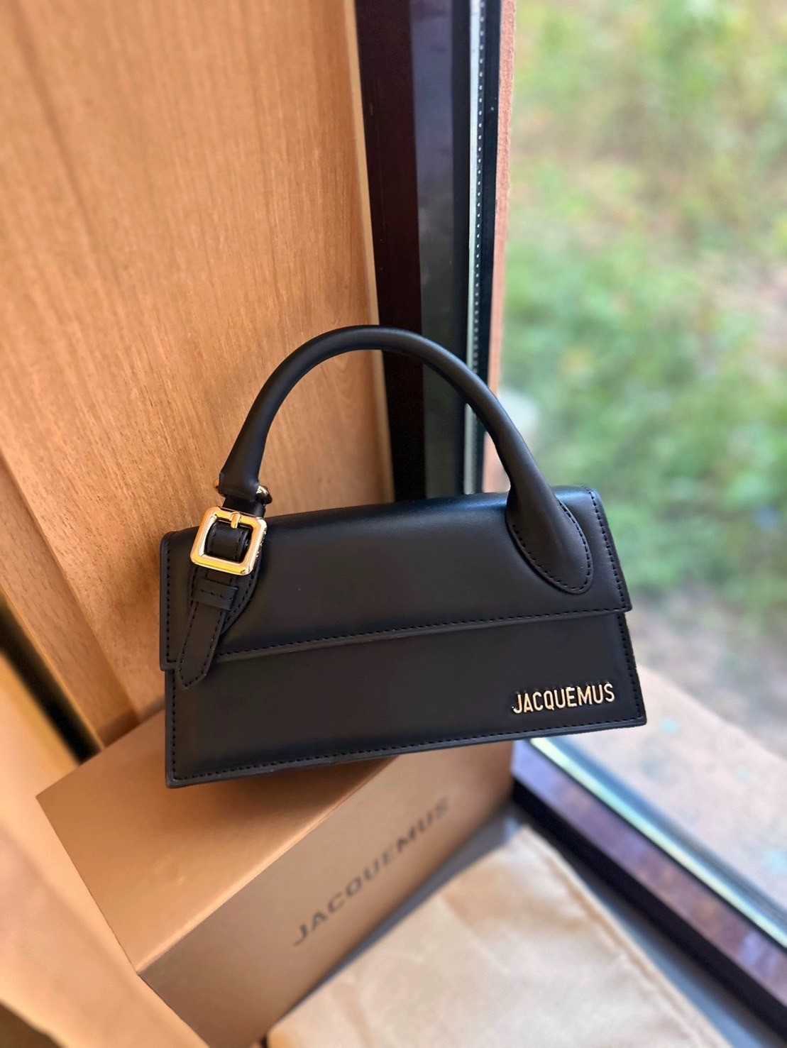 ( SALE ) JACQUEMUS Le Chiquito Long Boucle Bag