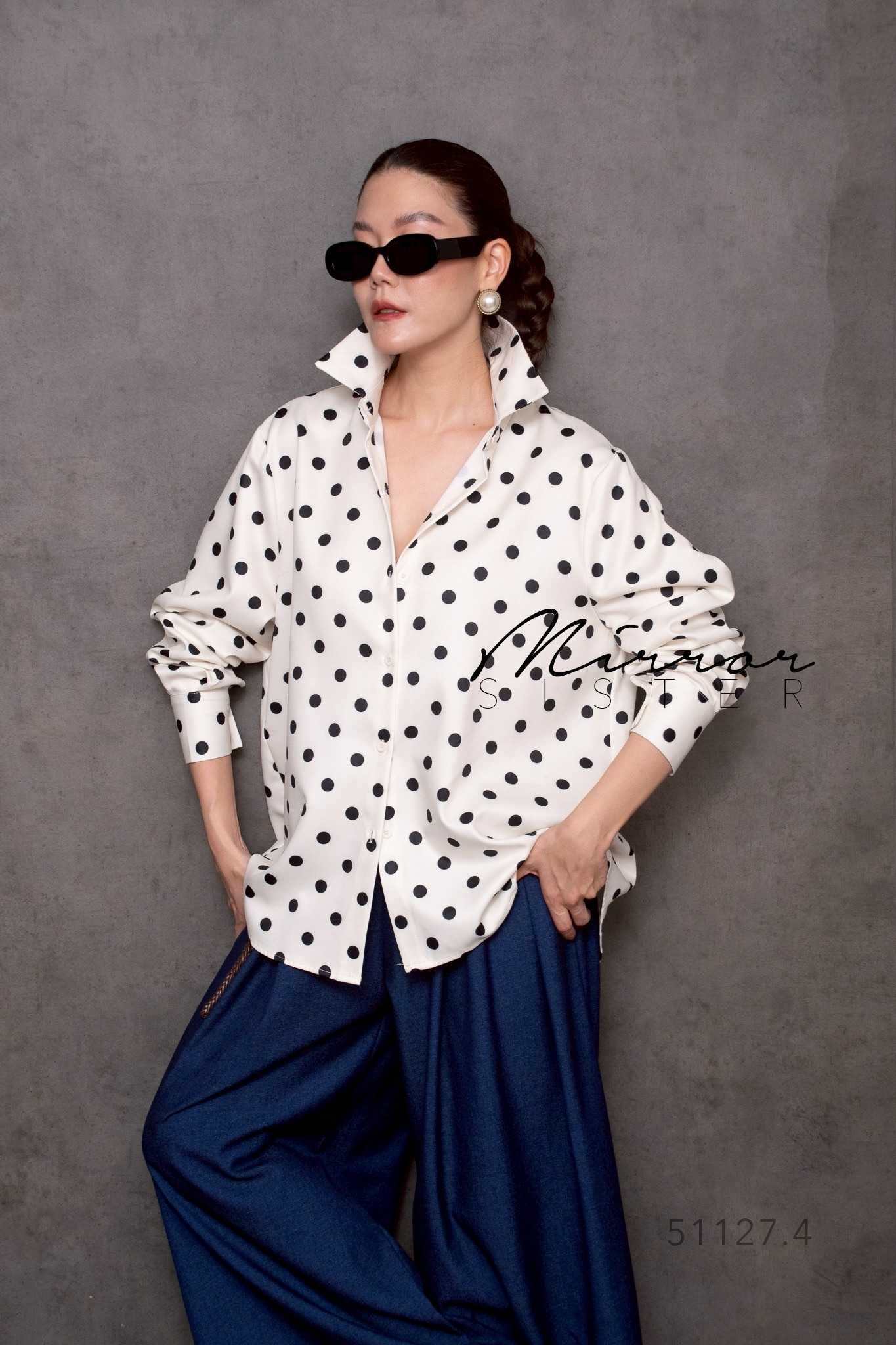 CHRiSTy PoLKA DoT SHiRT