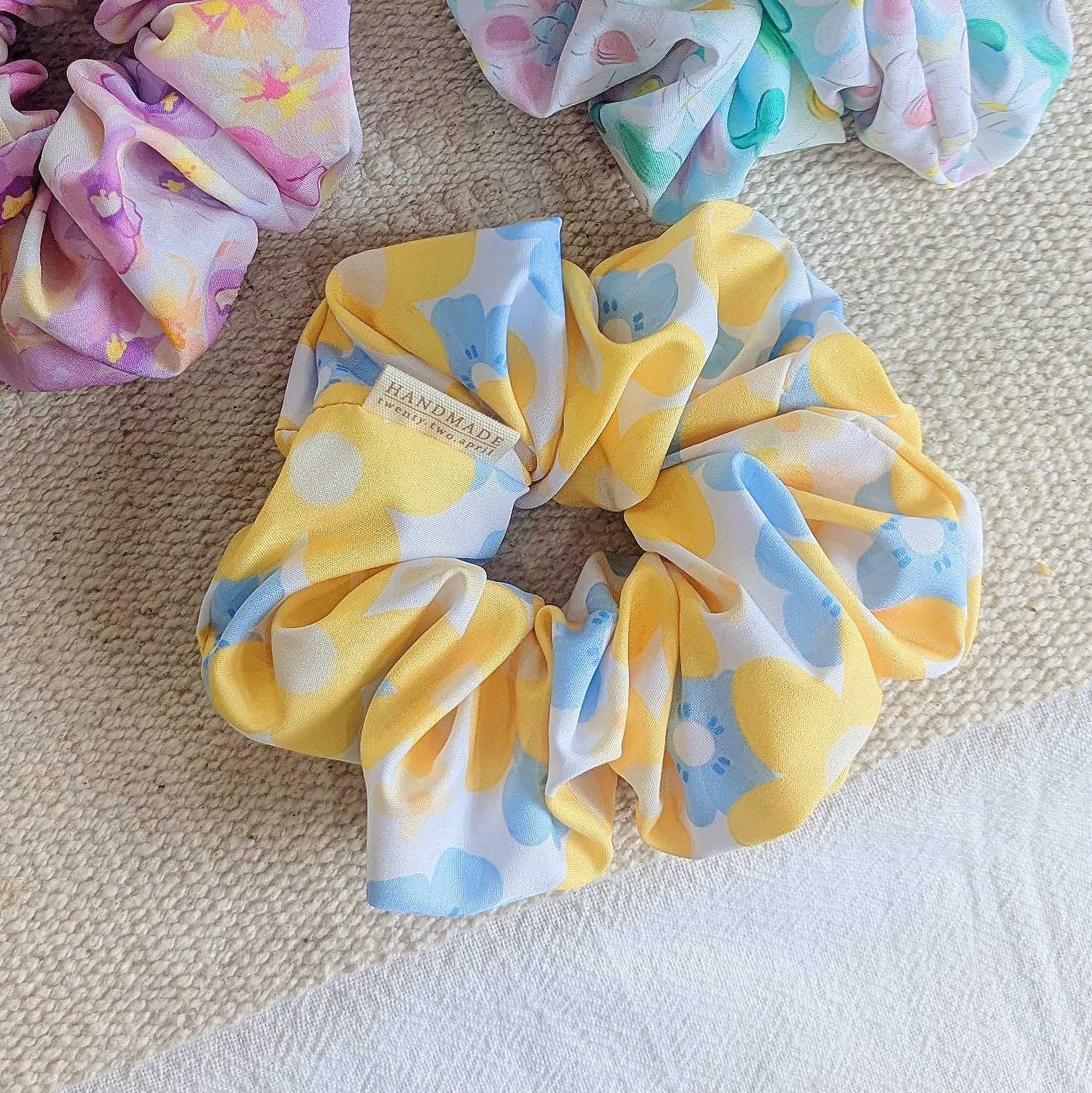Flower Scrunchie ยางมัดผม (No.22)