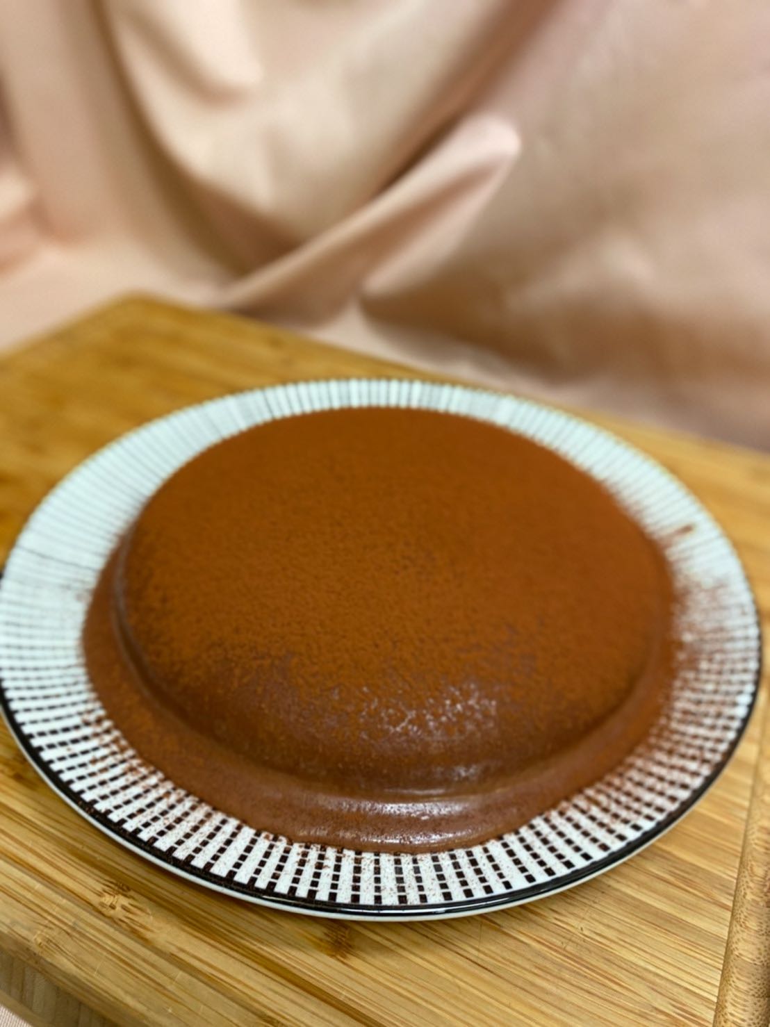 Valrhona Fountain cake  2 lbs