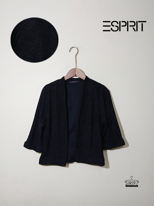 เสื้อคลุมแขนยาว Esprit ไม่มีกระดุม สีดำ สภาพ85%