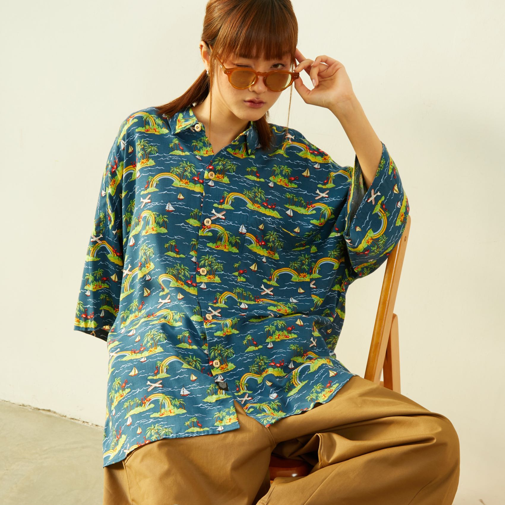เสื้อเชิ้ตยูนิเซ็กส์โอเวอร์ไซส์ ลายฮาวาย
