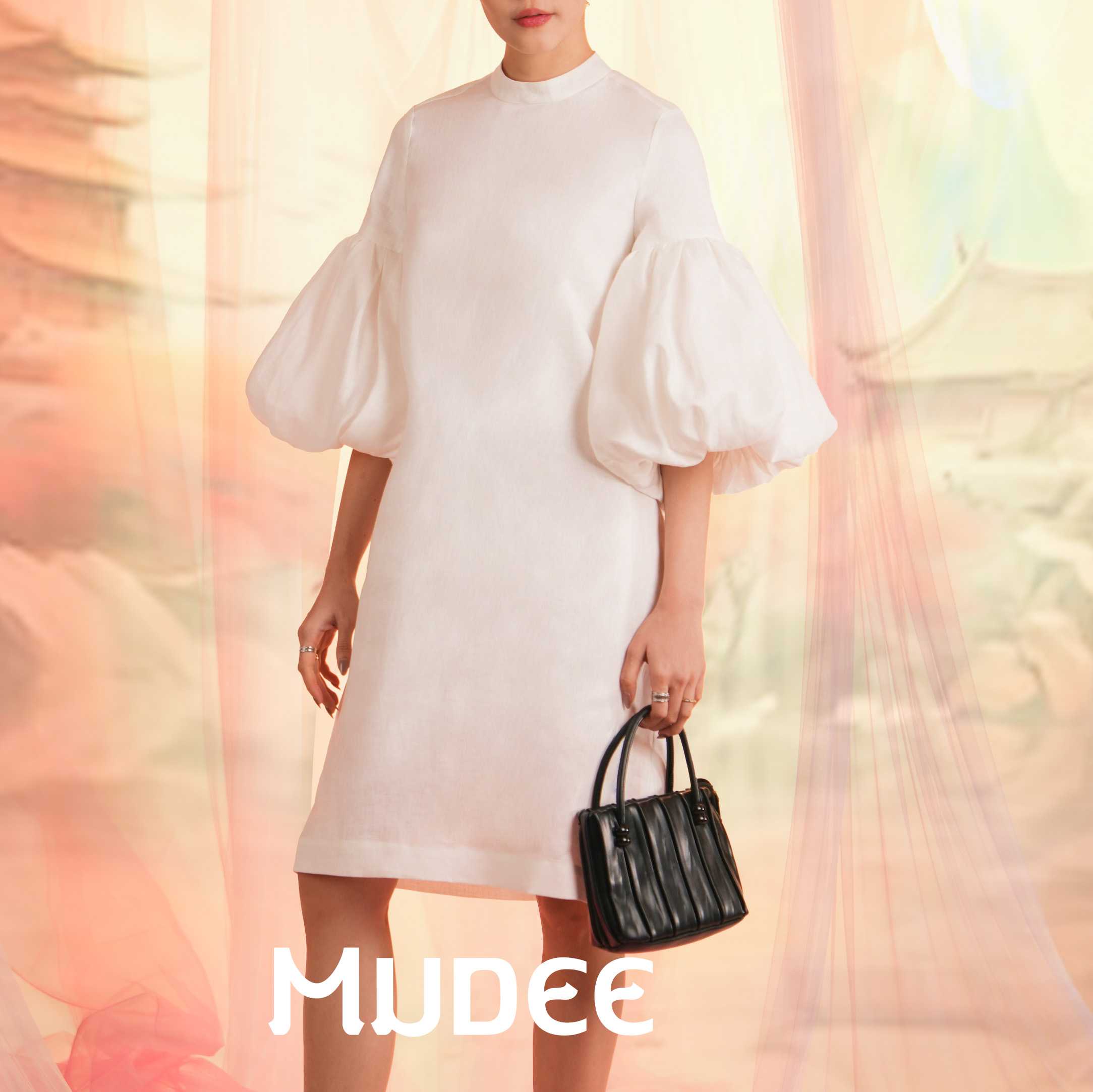 เดรสสั้นลินินแขนพอง สีขาว Off-White Linen Blend Puff Sleeve Mini Dress