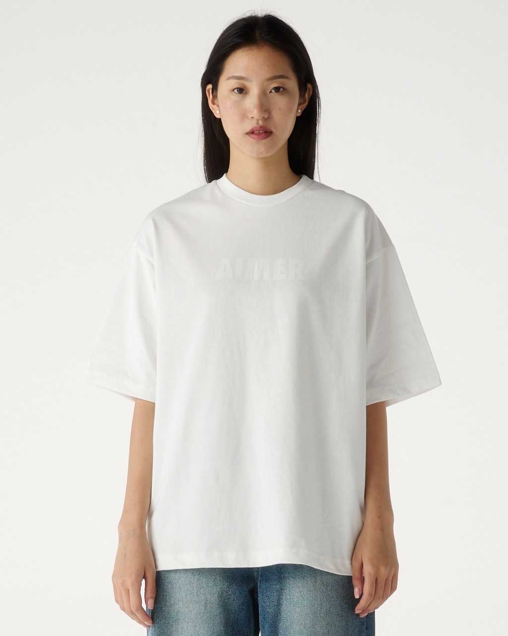 AIMER Mini Logo T-shirt Tone on Tone