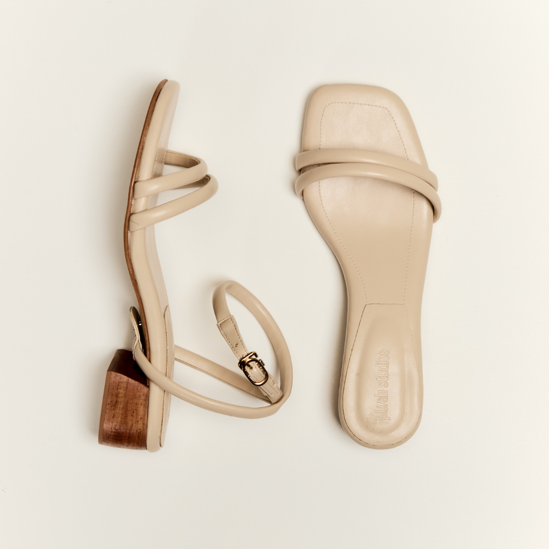 รองเท้าแตะส้นไม้สูง 1.5 นิ้ว Plush Studios รุ่น Kara Sandals V.2 เปลี่ยนสายได้ สายคาดหน้าเท้าคู่