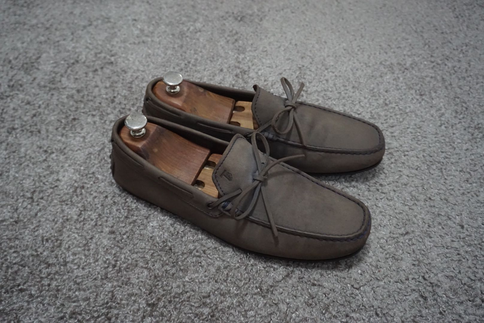 TOD'S Gommino Driving Shoes Size 8