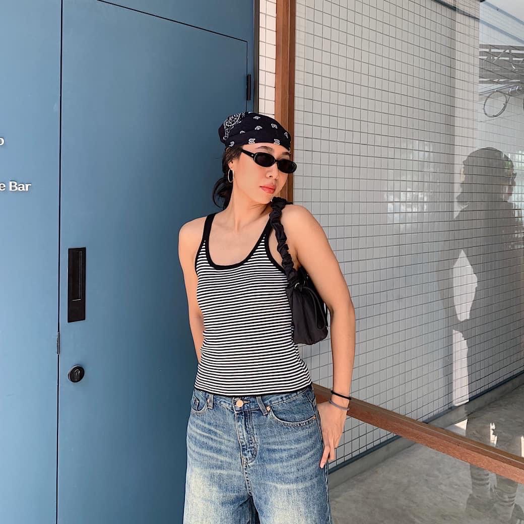 Scoop neck tank tops
