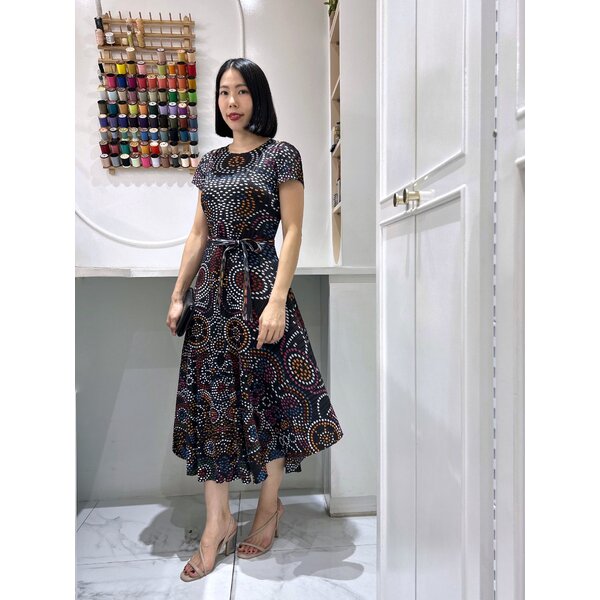 2MUAY รุ่น GA96990 เดรสอัดพลีท ROUND NECK PRINTED PLEATED DRESS สีดำ FREE SIZE