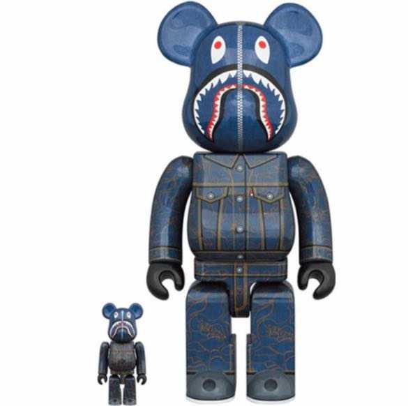 [พร้อมส่ง] Be@rbrick  Bape x Levi 100% 400%