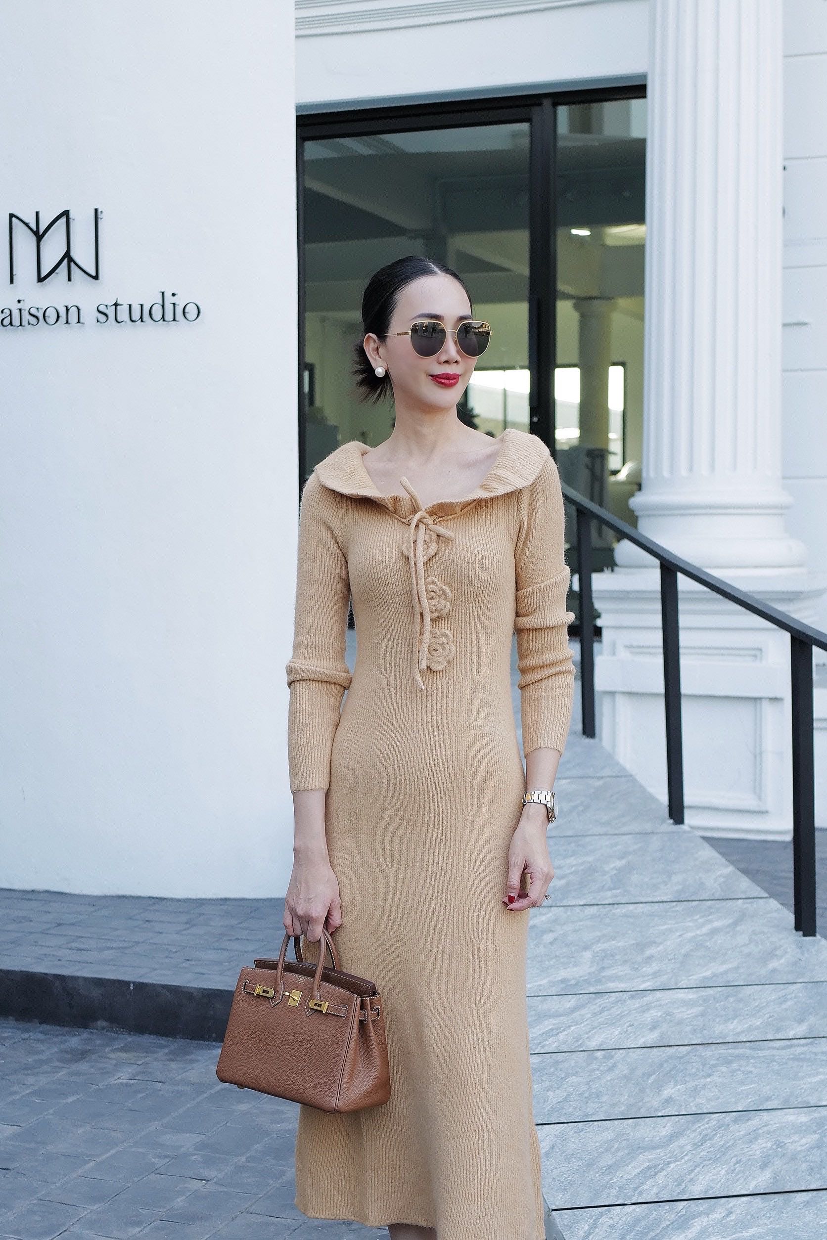 📌พร้อมส่ง…MILK TEA DRESS KNIT 🧶 ชานมอ่อน