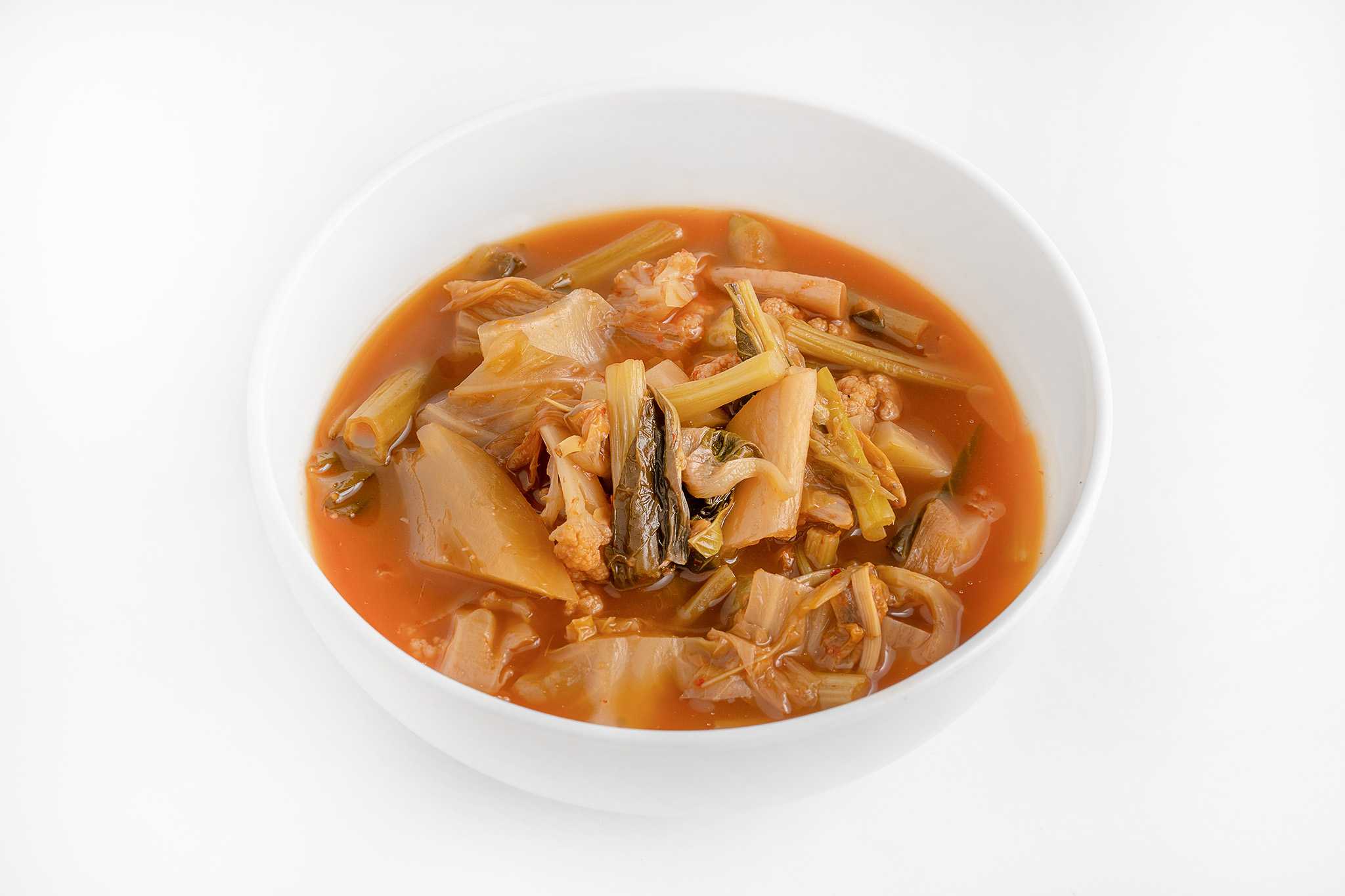 แกงส้ม Sour soup with mixed mushrooms & veggies