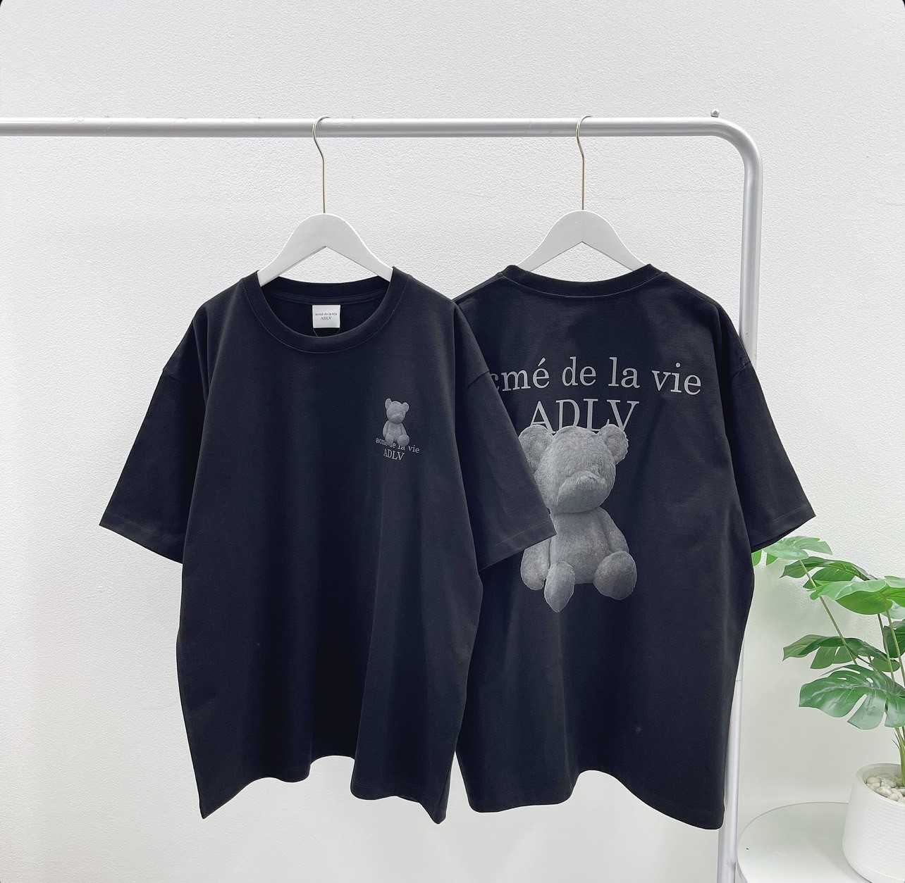 ADLV All Black bear Graphic T-Shirt (Black)