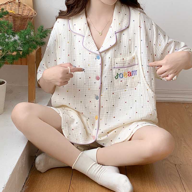 เปิดให้นมได้ - ชุดนอนแขนสั้นขาสั้นผ้าฝ้ายมัสลินใยไผ่ลายละมุนสุดน่ารัก (ลายจุด)