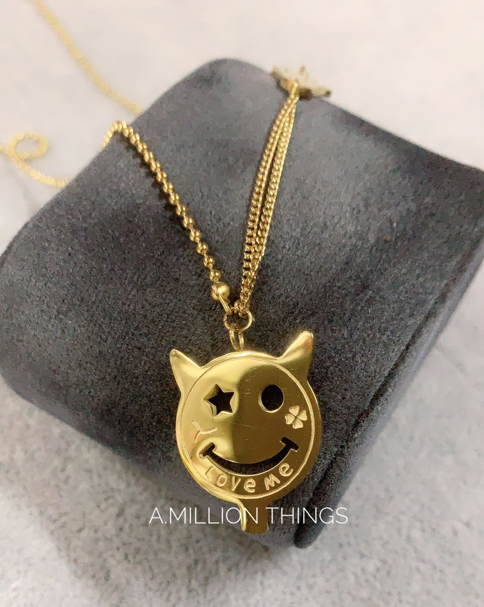 สร้อยคอสแตนเลส Devil smile สีทอง