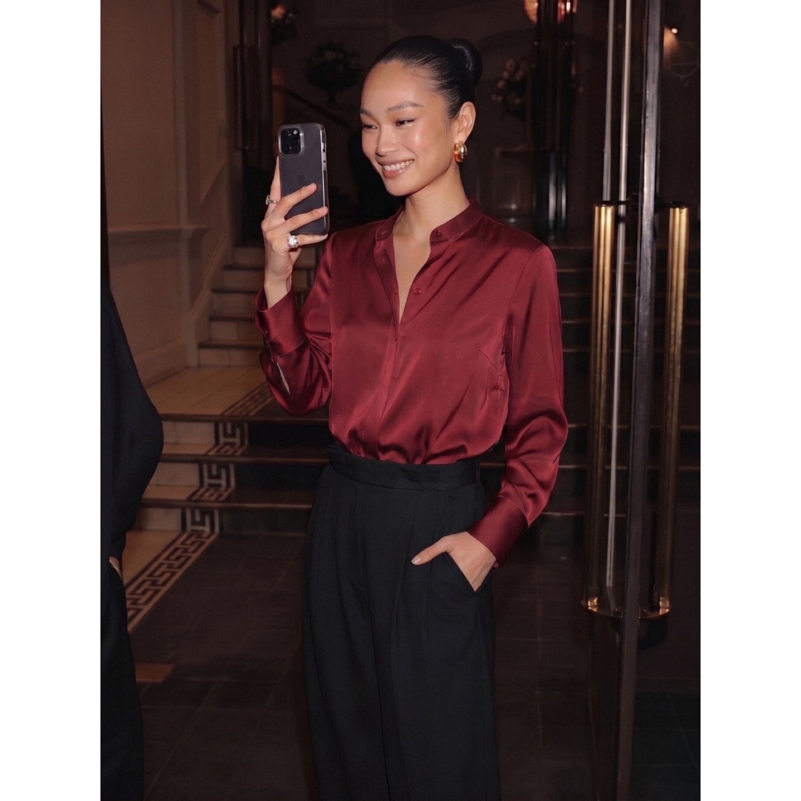 (2 ชิ้น) Satin Mandarin Shirt + Pleat Pants