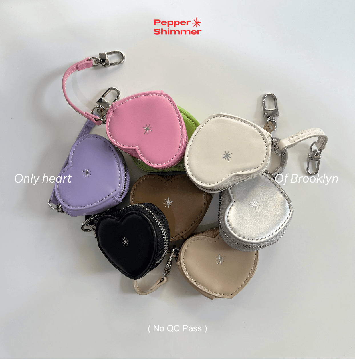 Clearance Sale พวงกุญแจกระเป๋าหัวใจ 💗 จากกระเป๋า รุ่น Brooklyn