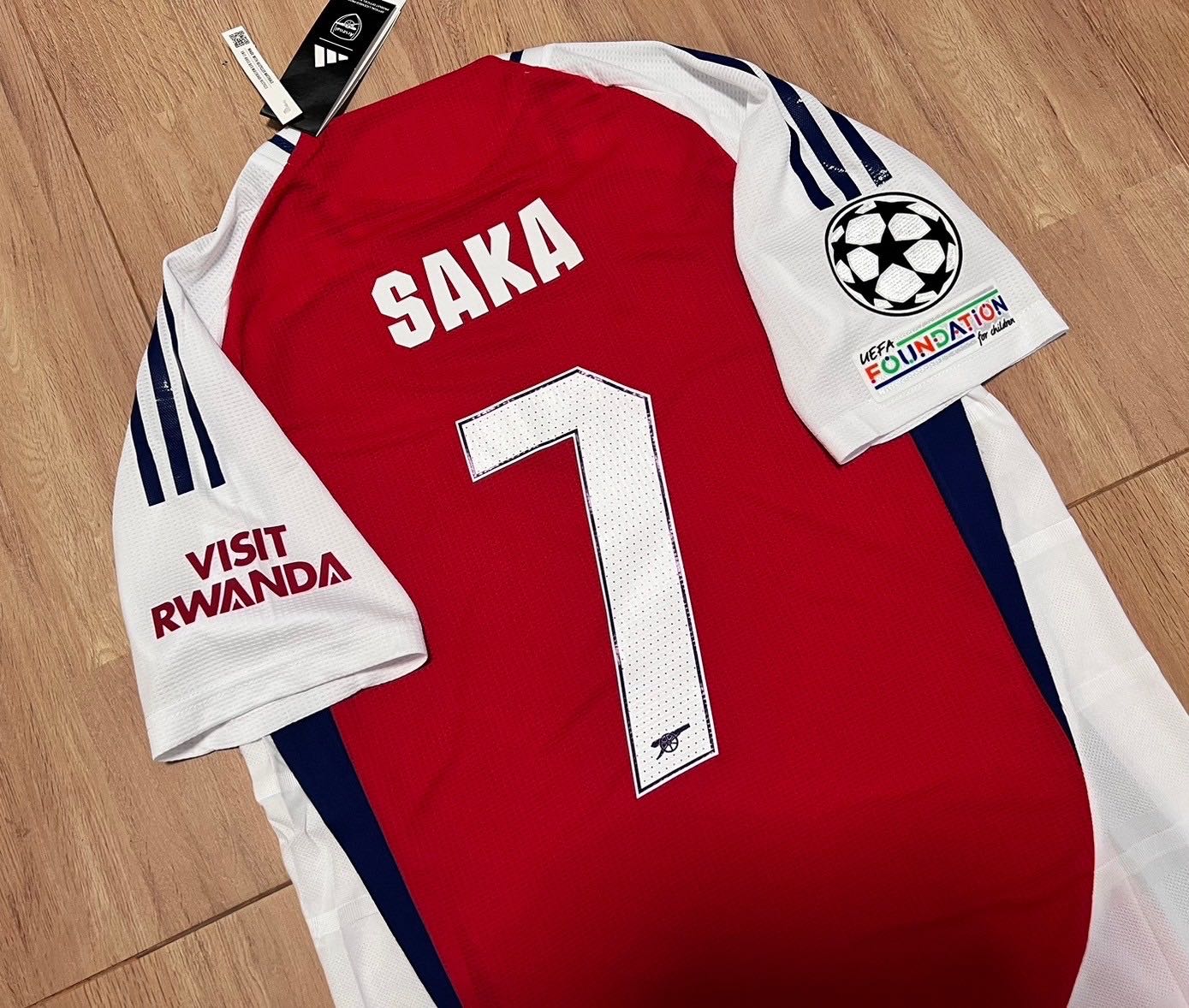 เสื้อฟุตบอลทีมอาร์เซนอล เหย้า สีเเดง เกรดนักเตะ 2024  พร้อมชื่อ เบอร์ อาม UCL SAKA # 7