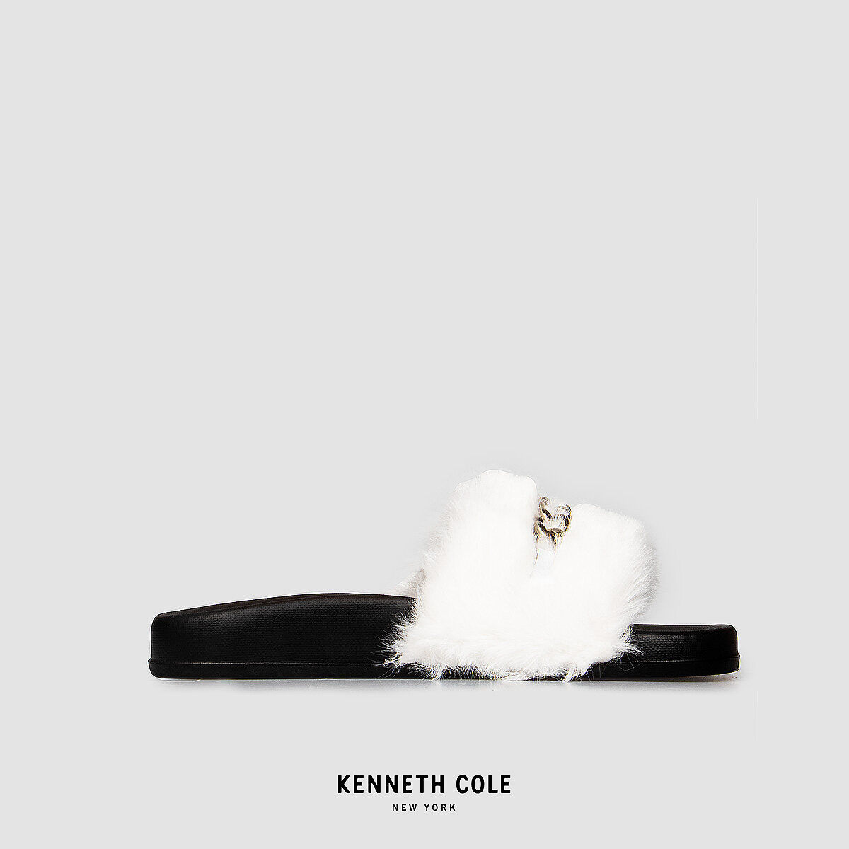 KENNETH COLE รองเท้าแตะผู้หญิง รุ่น COZY CHAIN SLIDE WHITE สีขาว ( SAN - RF91043SY-110 )