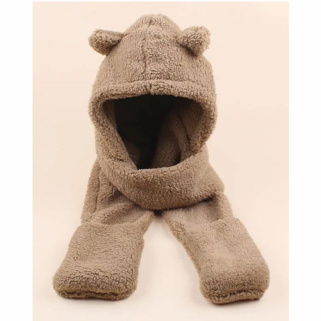 Pola fluffy hoodie [Preorder]