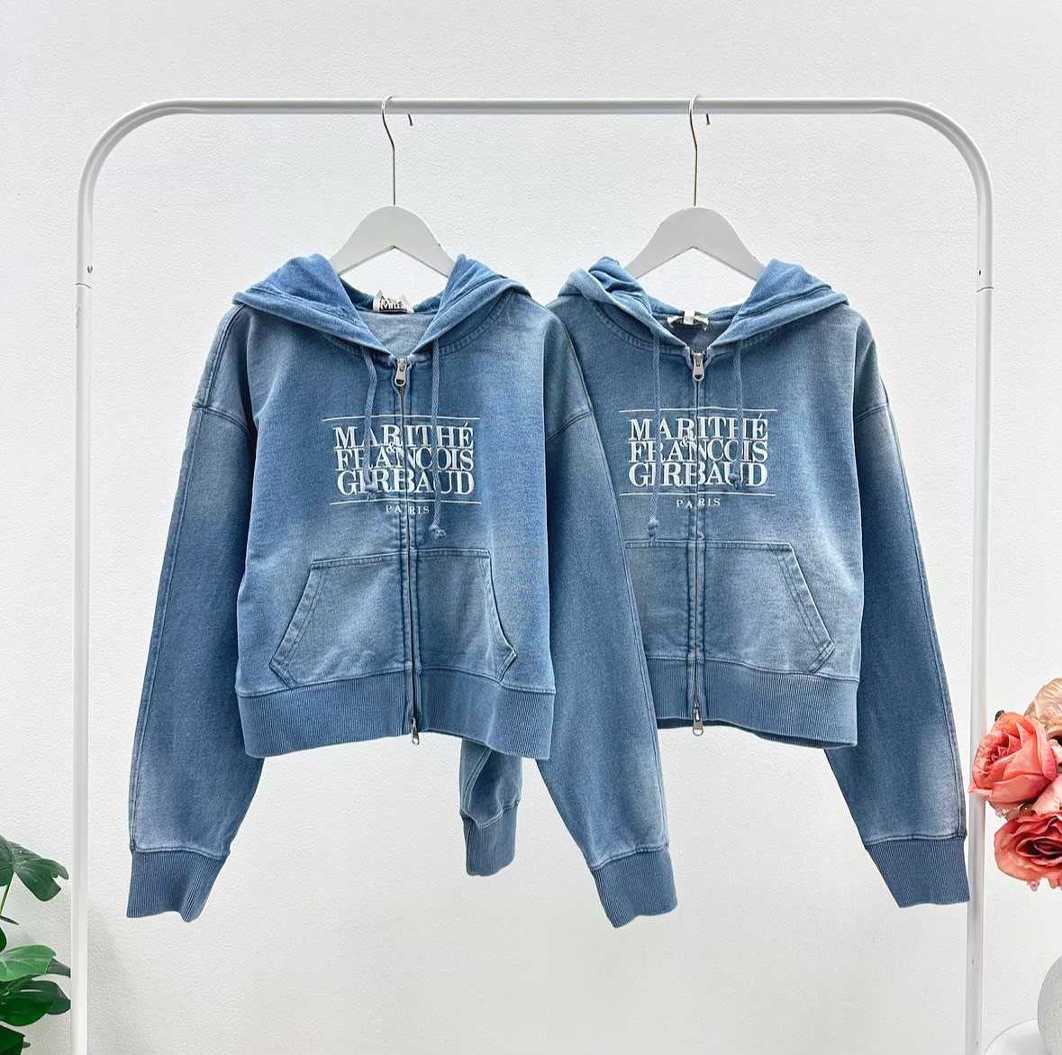 Marithe Classic Logo Crop Hoodie Zipup (Denim)