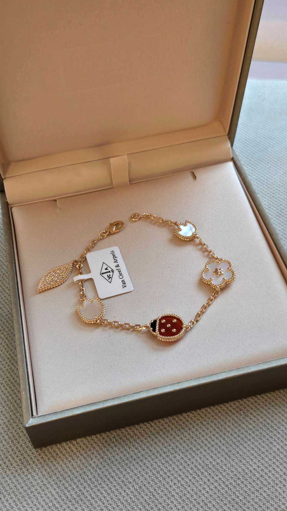 ข้อมือ เต่าทอง 