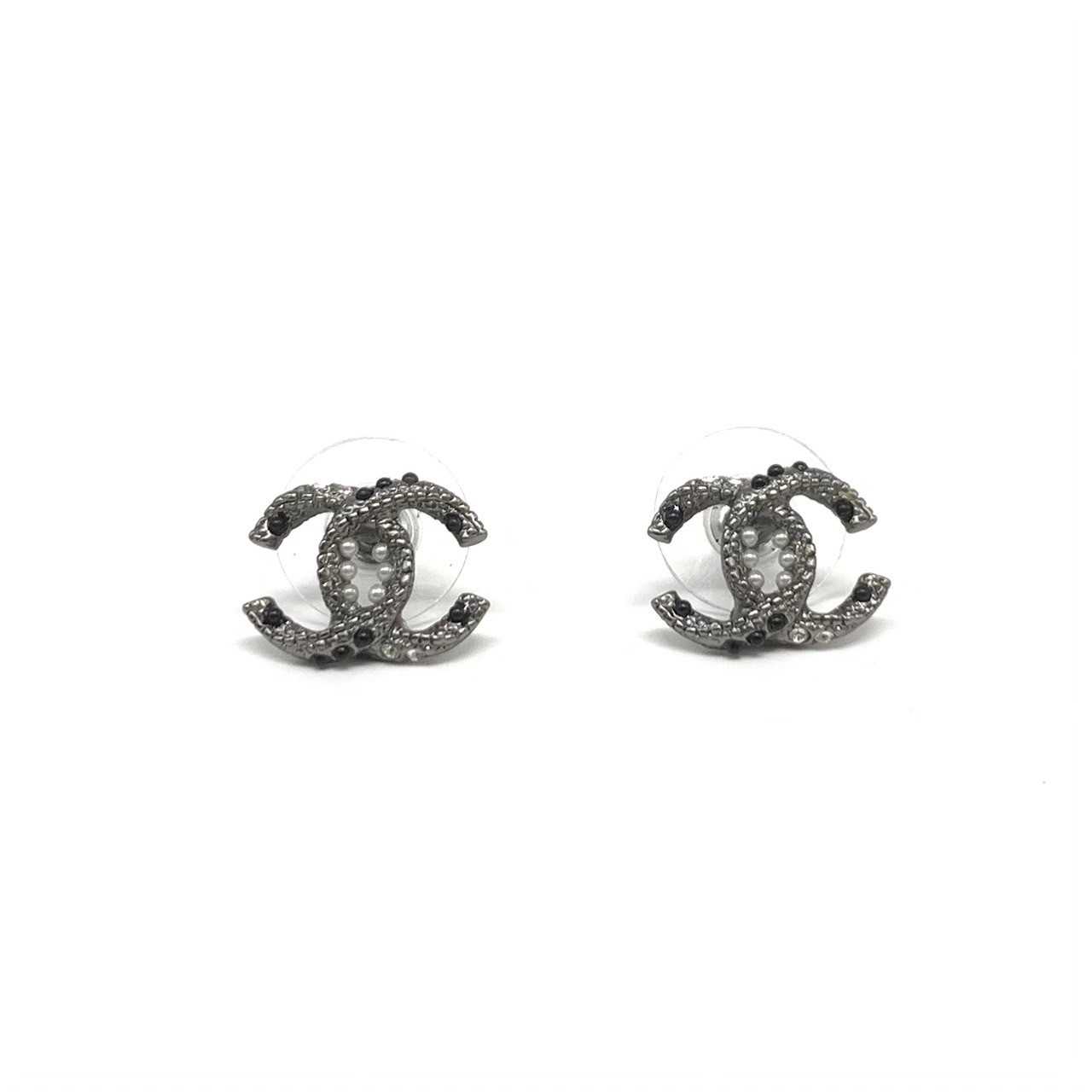 Chanel Earrings metal black shw A15K