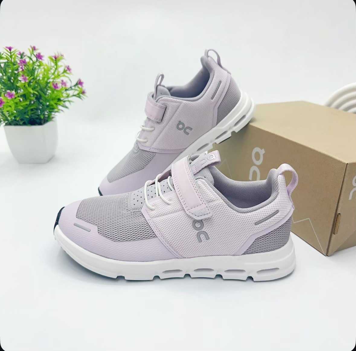 พร้อมส่ง  on cloud Play (Size 18.4cm)