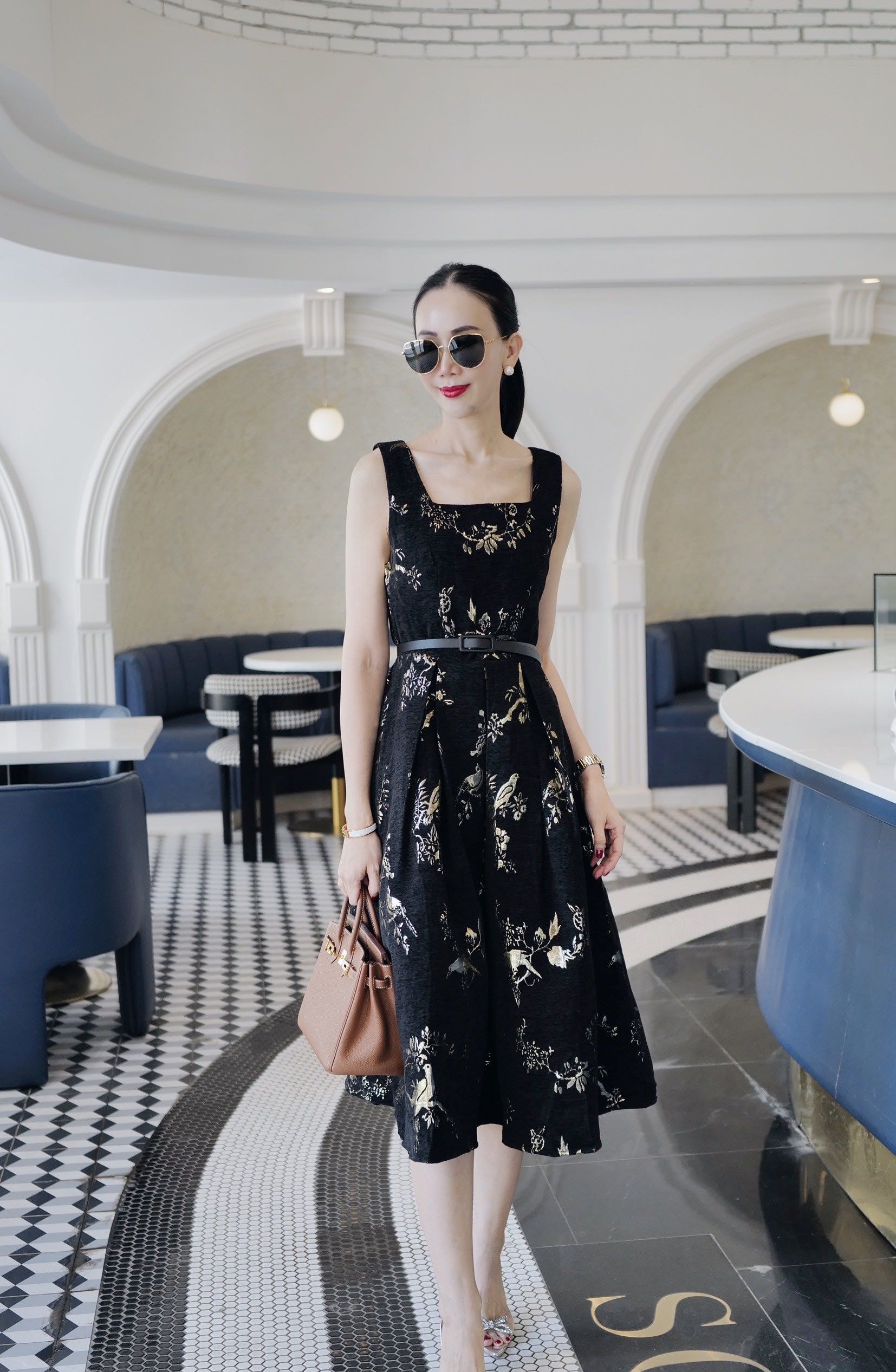 📌พร้อมส่ง…BLACK GLODEN ELEGANCE VELVET DRESS 