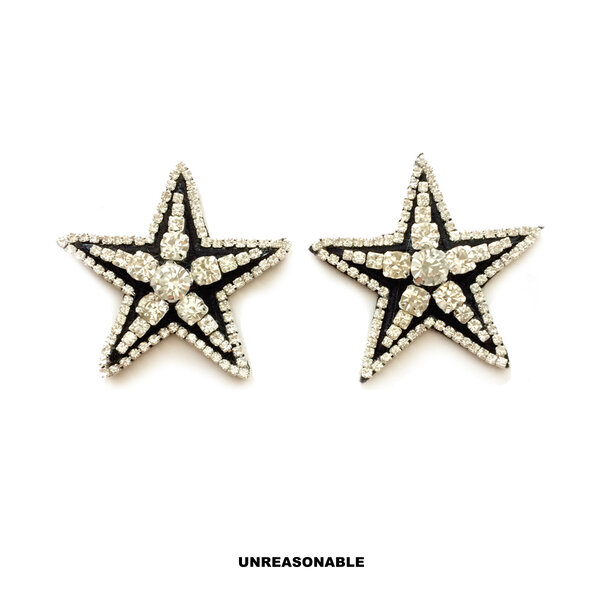 ต่างหูรูปดาว สีดำ น้ำหนักเบา UA0309-01 Unreasonable Accessories